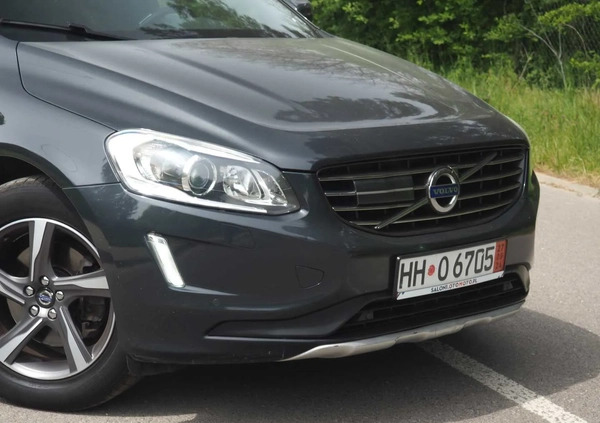 Volvo XC 60 cena 59900 przebieg: 237400, rok produkcji 2015 z Sanok małe 742